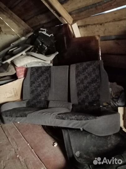 Сиденье заднне