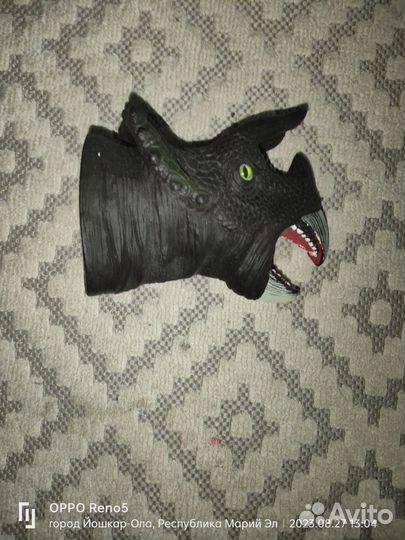 Динозавр на руку