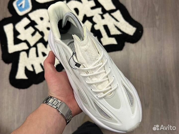 Кроссовки adidas ozweego celox white 43 размер