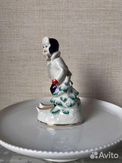 Фарфоровая фигурка Юный лыжник СССР кэкхз 55-62гг