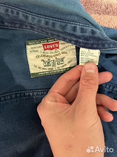 Джинсовая рубашка levis