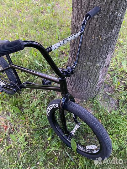 BMX estern javelin