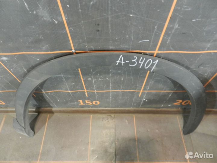 Накладка крыла заднего правого - Audi Q3