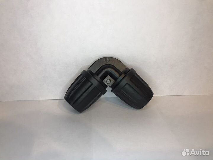 Коннектор угловой для полива растений 8мм (EC0208)