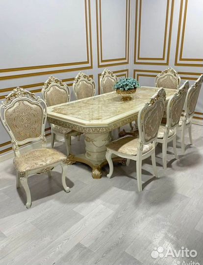 Комплект стол и стулья