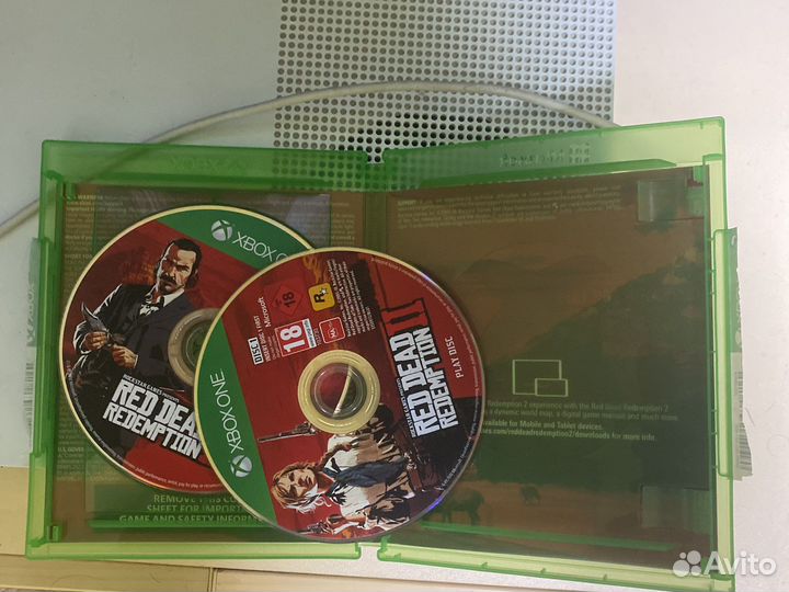 Игры на xbox One диск RED dead redemption 2