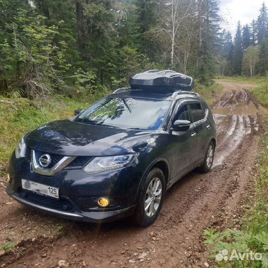 Автобокс Broomer черный глянец на Nissan X-Trail