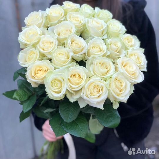 Букет 25 белых роз