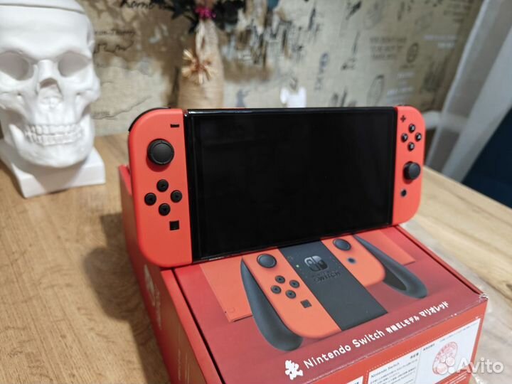 Nintendo switch oled Red Mario Edition