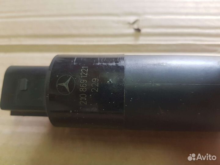 Моторчик омывателя фар Мерседес 221