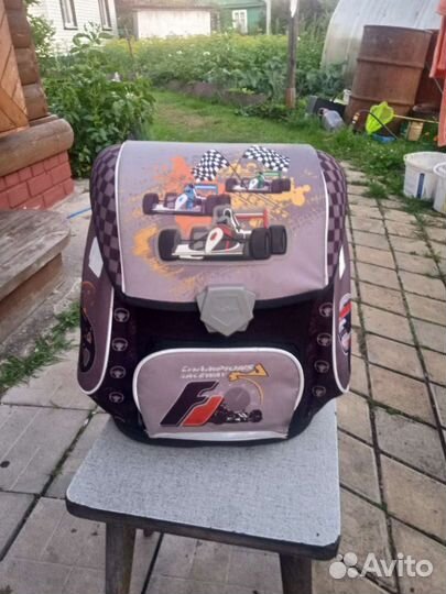 Школьный рюкзак