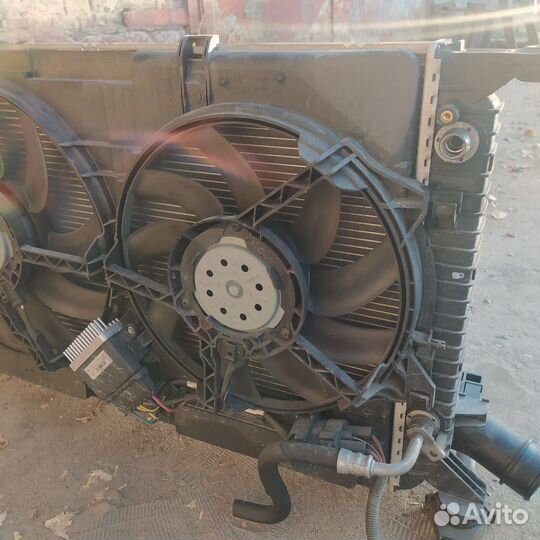 Audi a4b8 кассета радиаторов оригинал япония