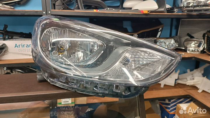 Фара Hyundai Solaris 11 правая