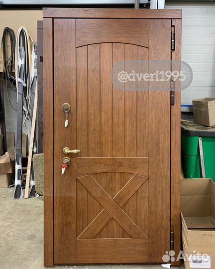 Входная дверь в дом