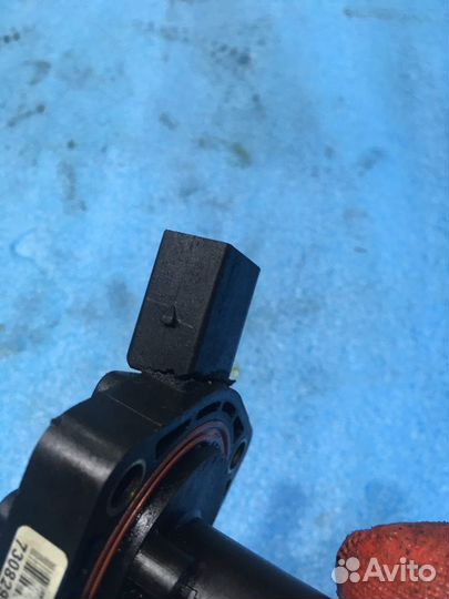 Датчик уровня масла бмв/BMW E90 E60 X5 E70 7567723