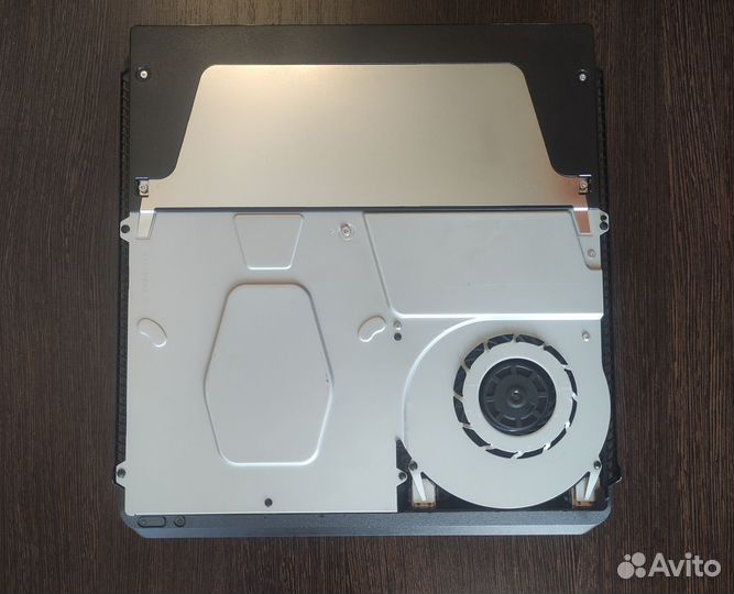 Sony playstation 4 slim + игры 500gb PS4