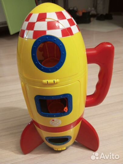 Ракета игрушка
