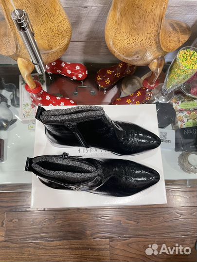 Hispanitas Ботинки