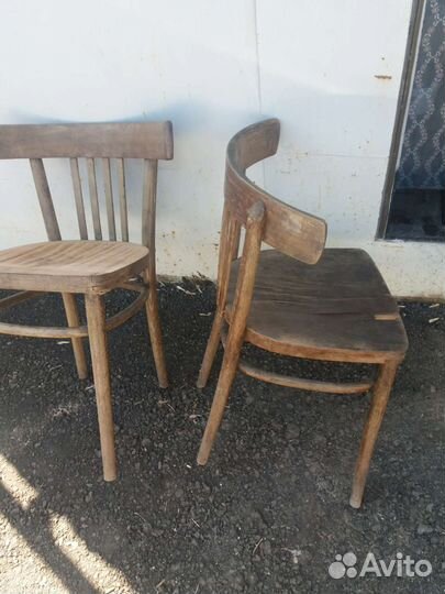 Стул деревянный