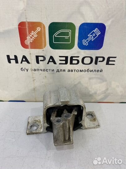Подушка двигателя правая LADA Vesta 2180 ваз-21129