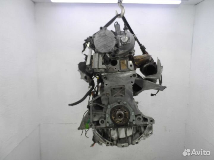 Двигатель Audi A4 AWA
