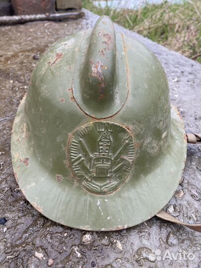Пожарная каска с гребнем СССР