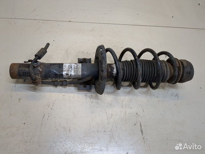 Амортизатор подвески Volkswagen Polo, 2011