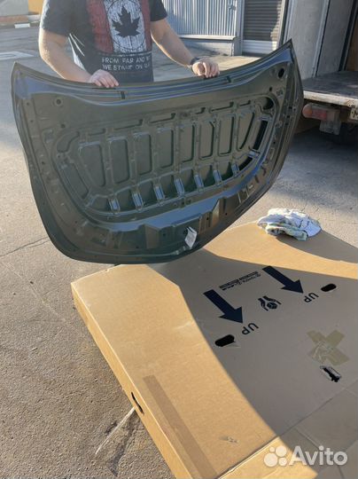 Капот Toyota Carolla 53301-02450