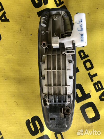 Задняя левая ручка Chevrolet Lacetti