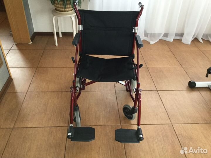 Коляска для инвалидов