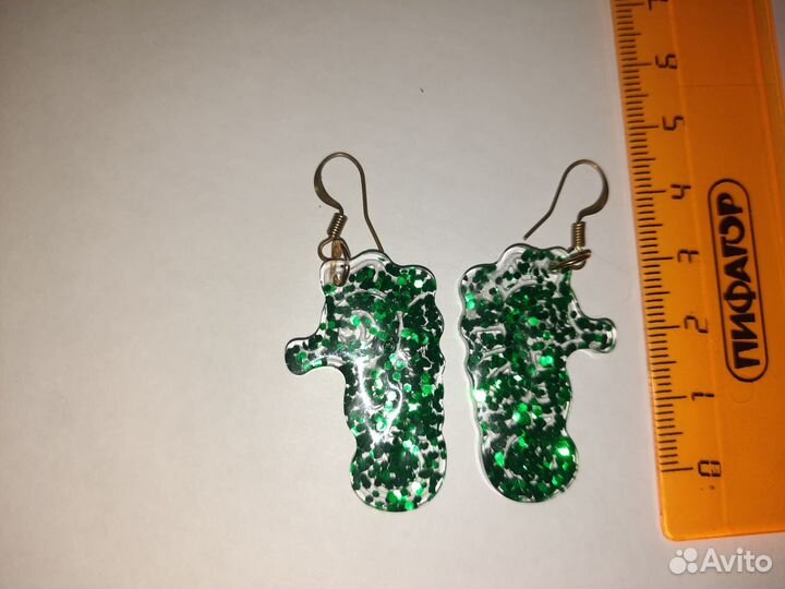 Серьги из эпоксидной смолы морские коньки