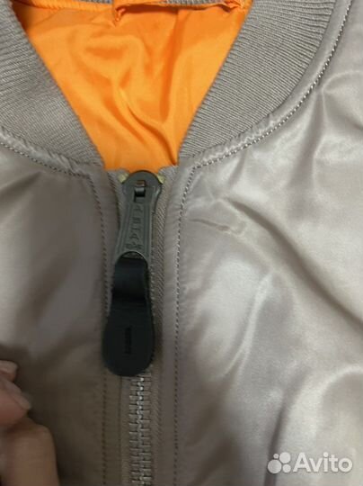 Бомбер alpha industries женский