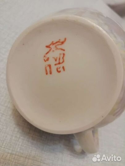 Молочник, сахарница, Чашки