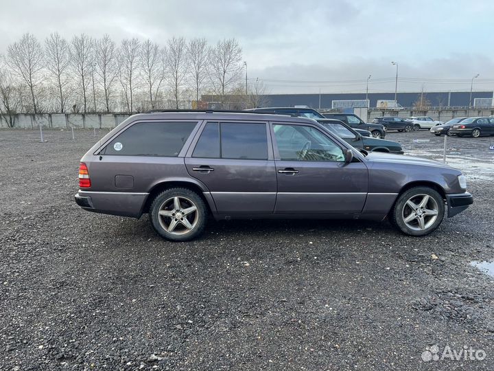 Mercedes-Benz W124 2.2 AT, 1990, 360 000 км