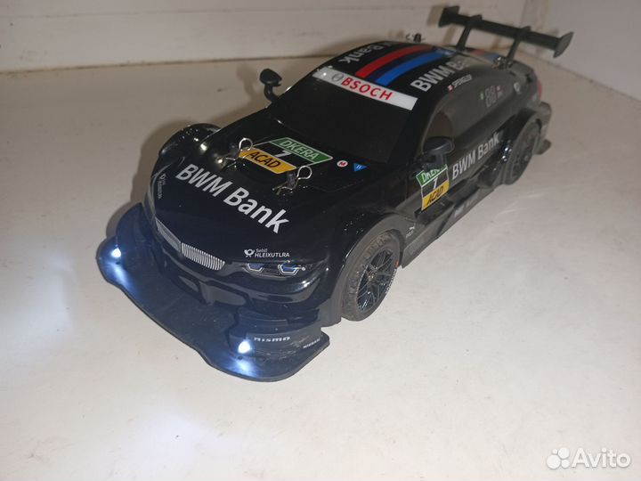 Машинка на радиоуправлении для дрифта