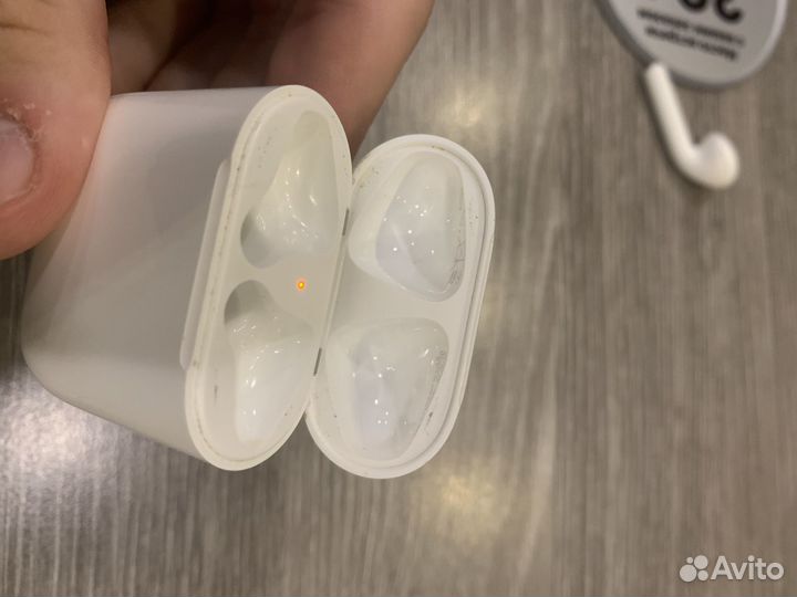 Кейс airpods 2 оригинал