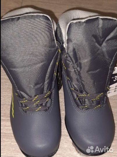 Лыжные ботинки Новые для беговых лыж