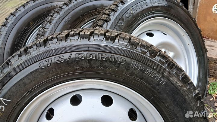 Зимние колеса на ниву