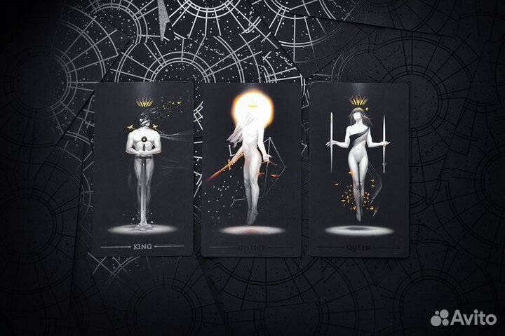 Спеццена True Black Tarot / Истинное Чёрное Таро