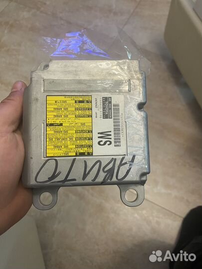 Блок управления SRS Lexus NX