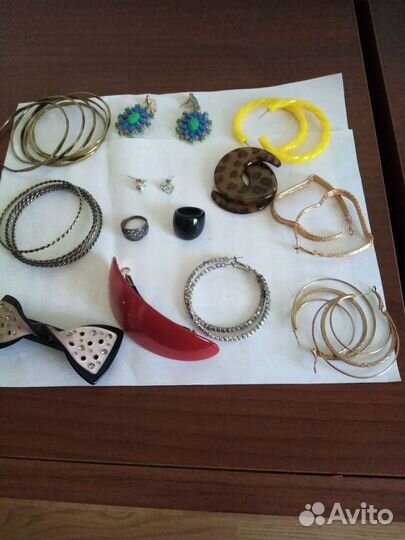 Серьги,кольца,браслеты, заколки