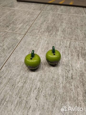 Зажигалки в виде яблок