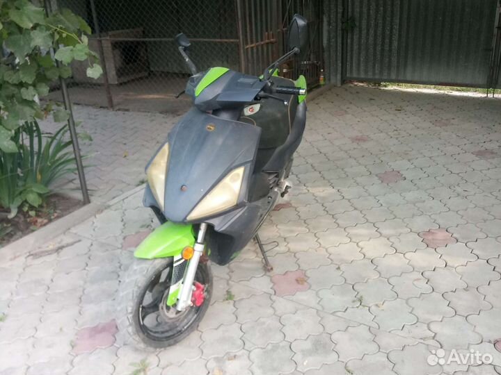 Скутер Baltmotors Galactica