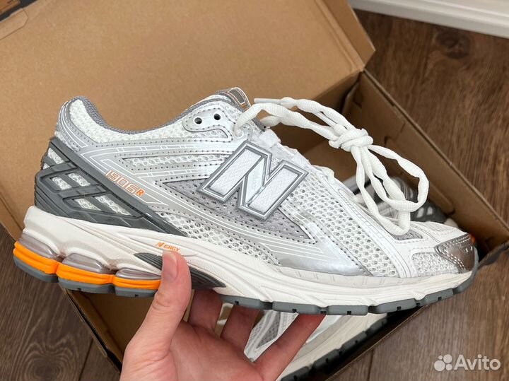 Кроссовки new balance 1906 новые