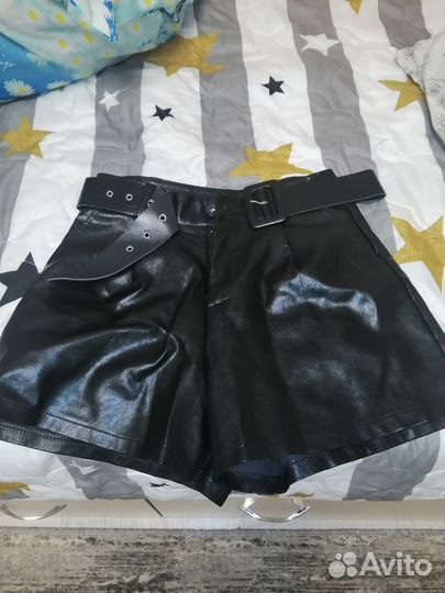 Кожаные шорты