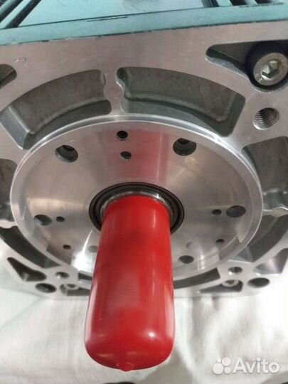 Сервомотор Rexroth-indramat mac112b-0-GD-2-C/130-B