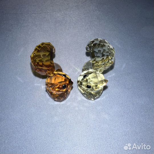 Swarovski фигурки - влюбленные белочки