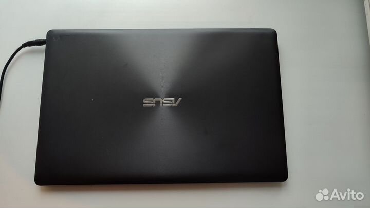 Ноутбук asus