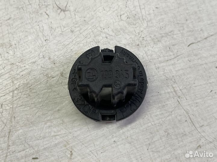 Патрон лампы для Mercedes W210