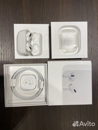 Беспроводные наушники Apple AirPods Pro (оригинал)